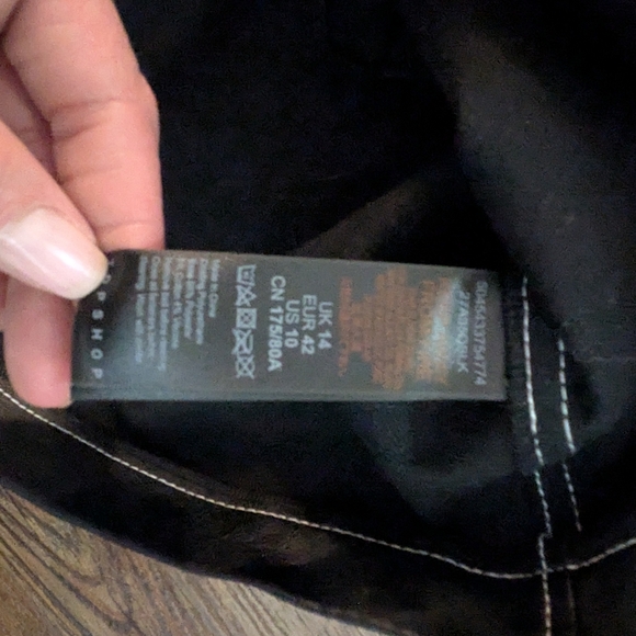 Topshop Black Faux Leather Mini Skirt - Picture 5 of 8